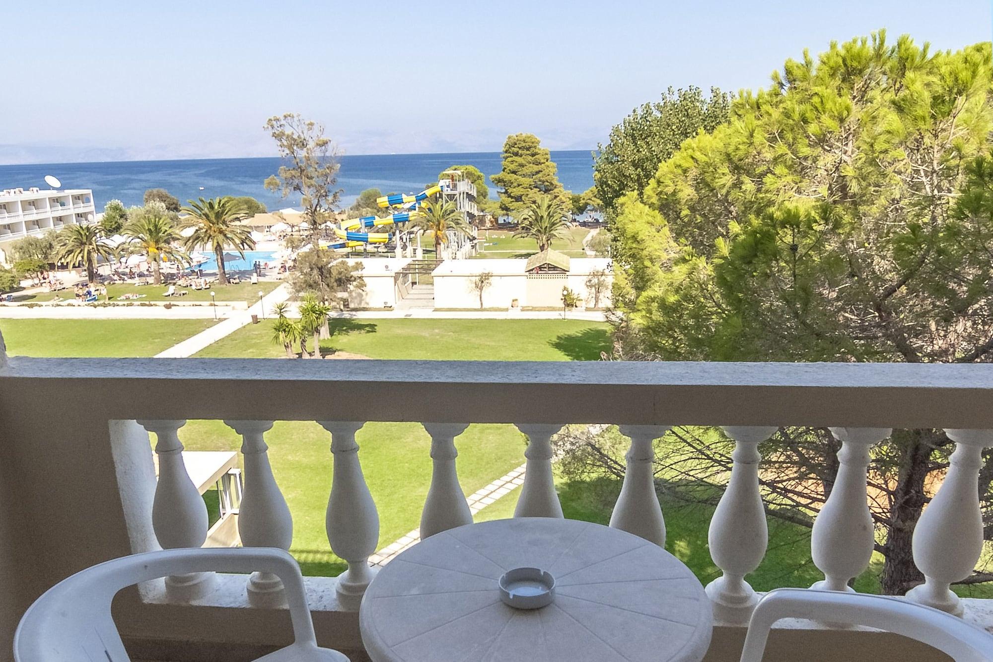 Messonghi Beach Holiday Resort Moraitika Dış mekan fotoğraf