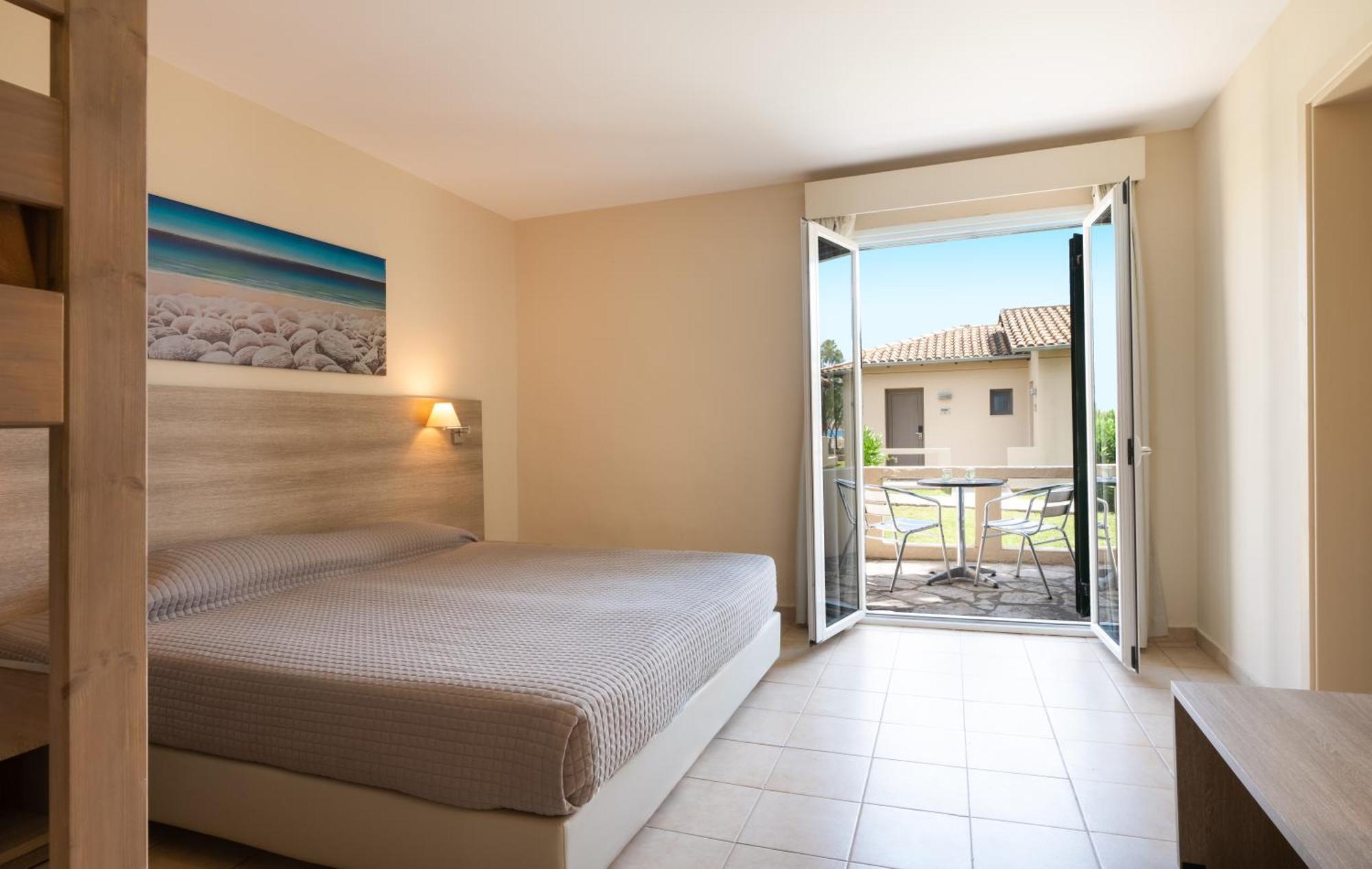 Messonghi Beach Holiday Resort Moraitika Dış mekan fotoğraf