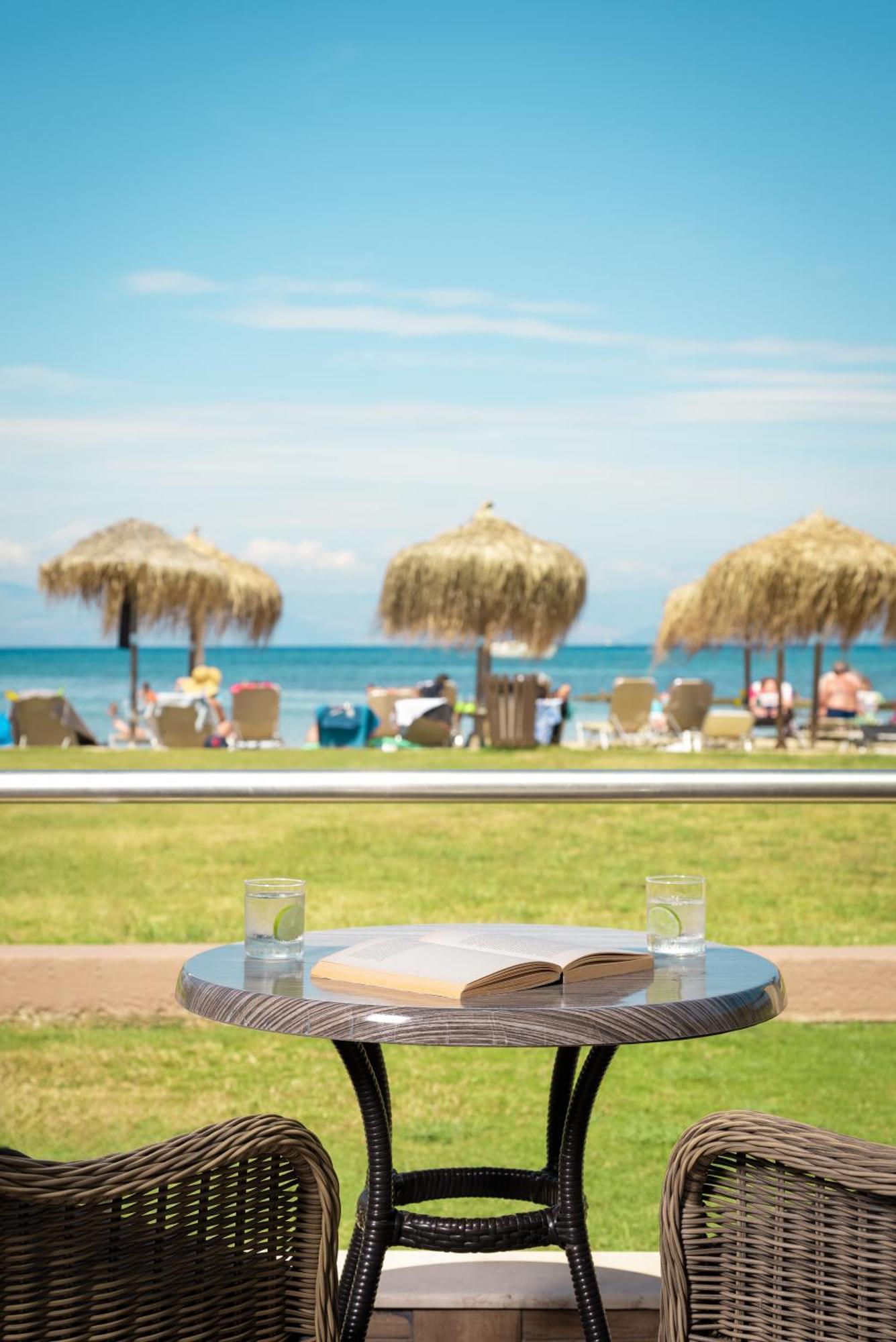 Messonghi Beach Holiday Resort Moraitika Dış mekan fotoğraf