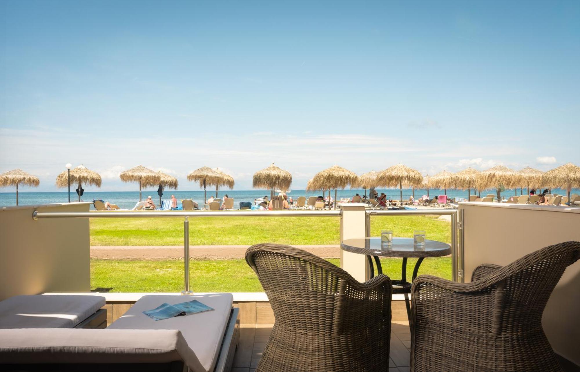 Messonghi Beach Holiday Resort Moraitika Dış mekan fotoğraf