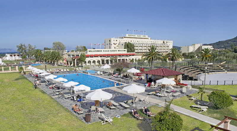 Messonghi Beach Holiday Resort Moraitika Dış mekan fotoğraf
