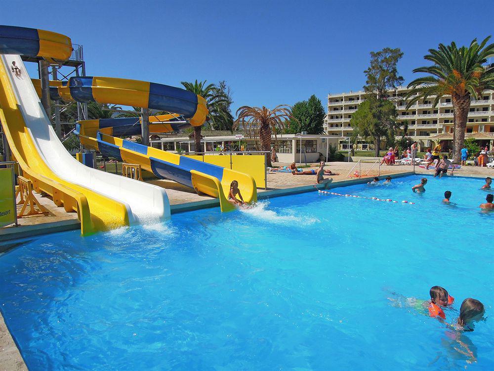 Messonghi Beach Holiday Resort Moraitika Dış mekan fotoğraf