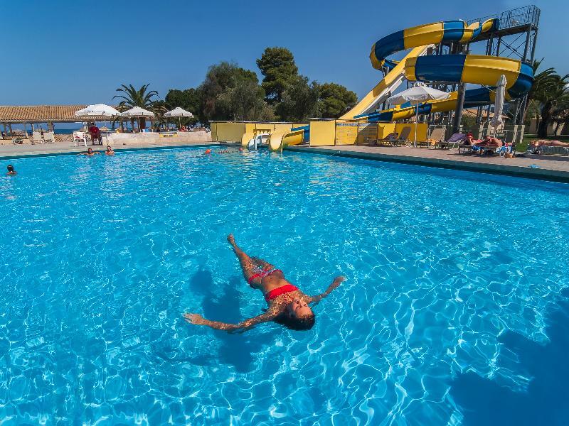 Messonghi Beach Holiday Resort Moraitika Dış mekan fotoğraf
